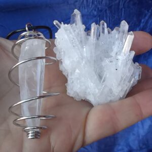 Raw crystal in silver colour spring